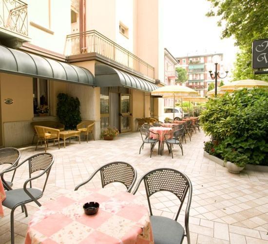 Hotel Residence Villa Lily Cesenatico Dış mekan fotoğraf